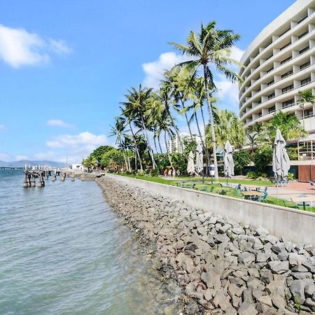 602 Harbour Lights With Ocean Views Hotel Cairns Cameră foto