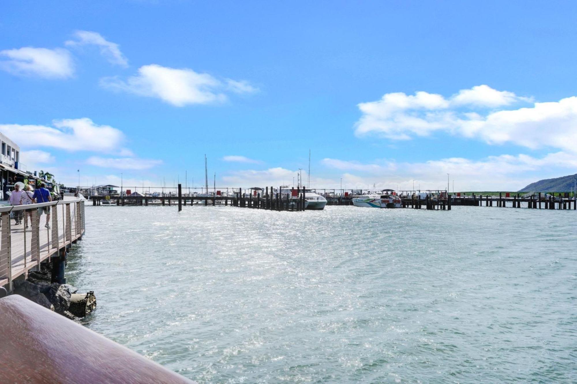 602 Harbour Lights With Ocean Views Hotel Cairns Cameră foto